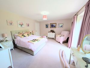 Photo 27- click for photo gallery